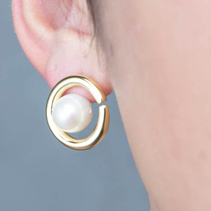 MULTI-STRAIN TWO-TONE SILVER EARRINGS WITH STUDS