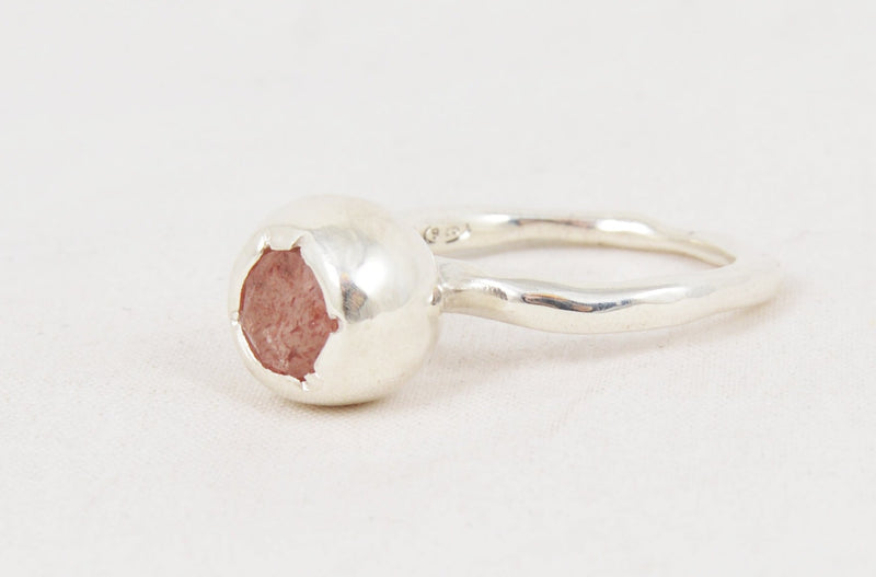 Mariloo Dix Ring in Silver and Quartz