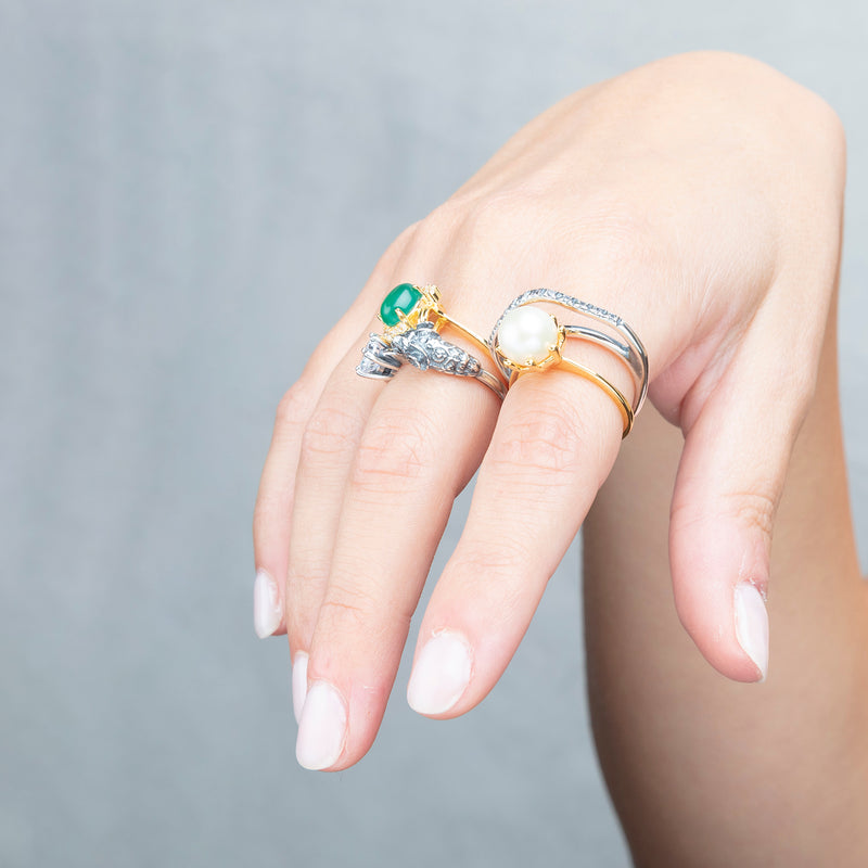 TWO-TONE GOLD-COLORED MULTI-STRAIN NECKLACE